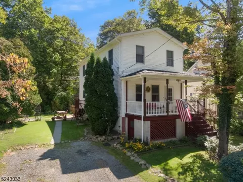 17 Alabama Ave, Jefferson, NJ 07849