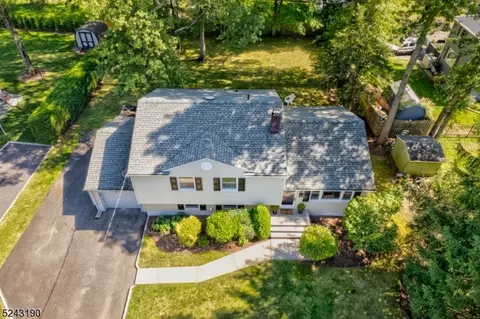 80 Dogwood Ln, New Providence, NJ 07974