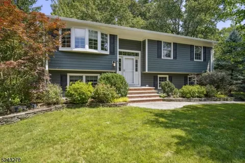 41 Spring Garden Dr, Madison, NJ 07940
