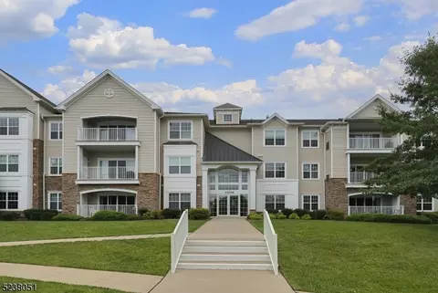 8209 Westover Way, Somerset, NJ 08873