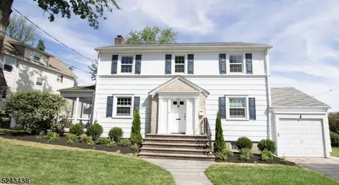 4 Bodwell Ter, Millburn, NJ 07041