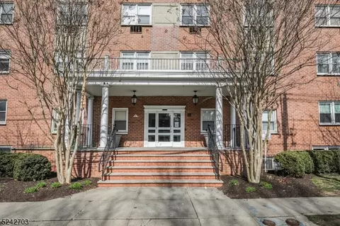 465 Valley St #2H, South Orange, NJ 07079