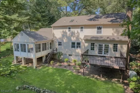 120 Ridgeview Pl, Boonton, NJ 07005