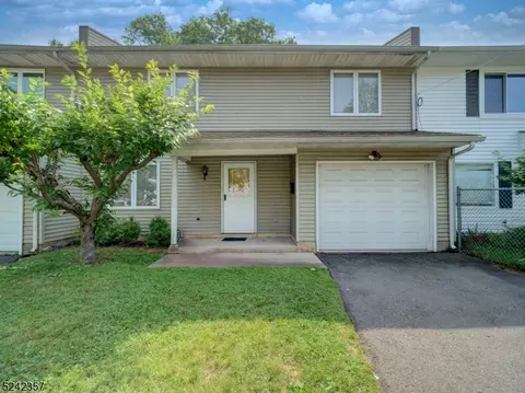 28 Telford St, Newark, NJ 07106