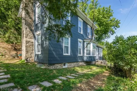 128 Church Rd, Milford, NJ 08848