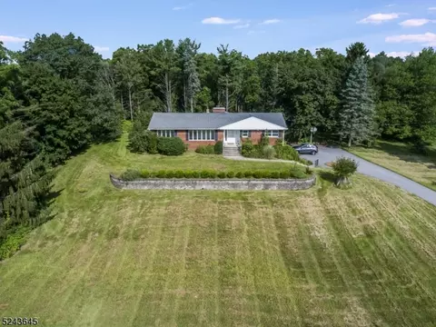 1 Upper Hill Rd, Fredon Twp, NJ 07860