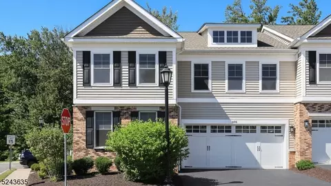101 Echo Ridge Way, Mountainside, NJ 07092