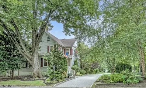 102 Roger, Westfield, NJ 07090