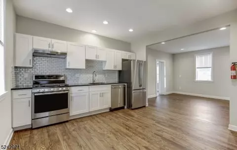 12 East St, Madison, NJ 07940