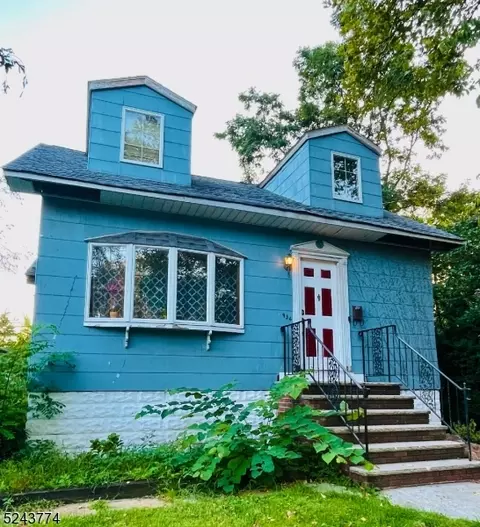 936 Ross St, Rahway, NJ 07065