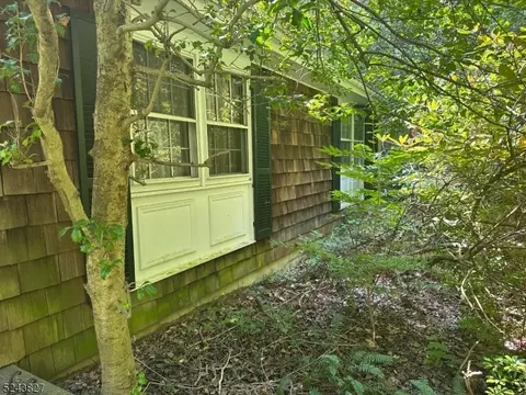 111 Mountain Rd, East Amwell Twp, NJ 08551