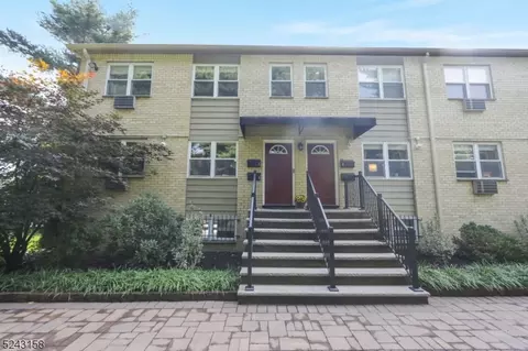 7 Van Vleck St #1, Montclair, NJ 07042