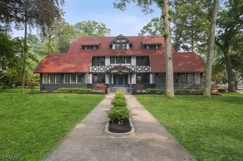 302 Grove Rd, South Orange, NJ 07079
