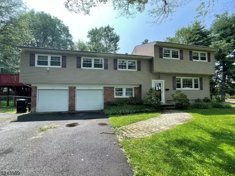 379 Snyder Ave, Berkeley Heights, NJ 07922