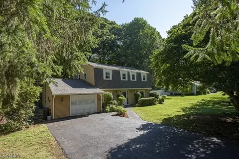 7 Birch Rd, Byram Twp, NJ 07821