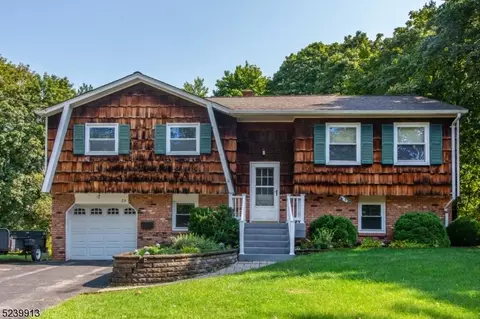 29 Fairview Ave, Newton, NJ 07860