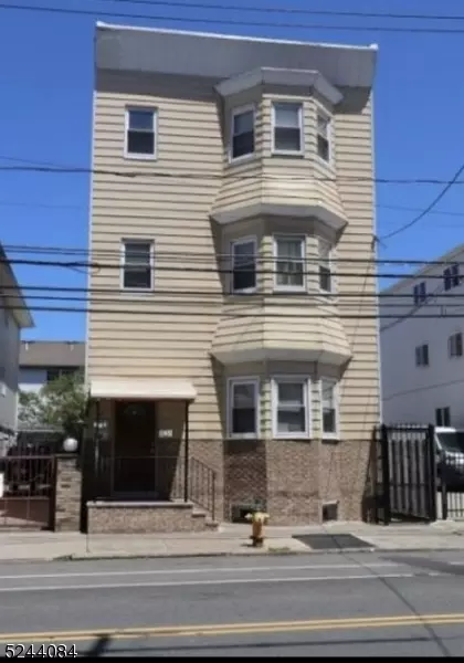 326 Ferry St, Newark, NJ 07105