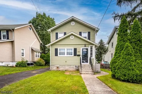 318 Winfield Ter, Union, NJ 07083