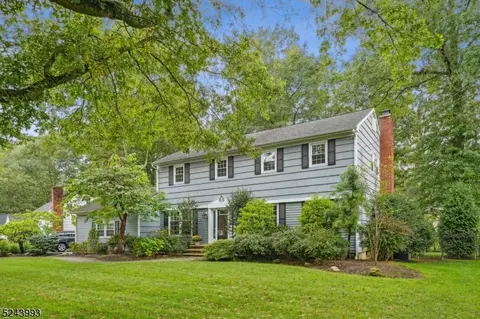 57 Sherbrooke Dr, Florham Park, NJ 07932