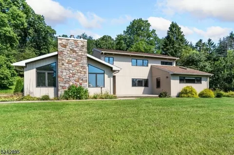 44 Bickel Rd, Washington, NJ 07882