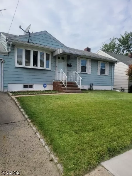 813 Bergen Ave, Linden, NJ 07036