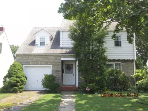 74 Eastern States Pkwy, Somerville, NJ 08876