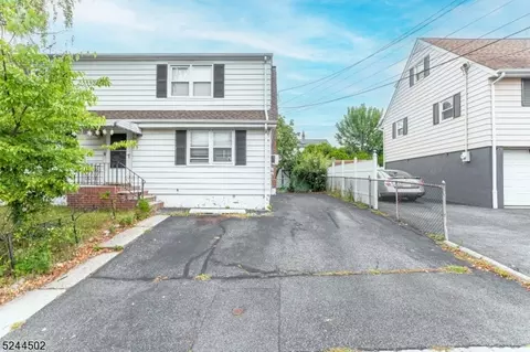 70 Hillcrest Ave, Woodland Park, NJ 07424