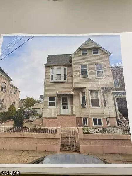503 Davis Ave, Harrison, NJ 07029