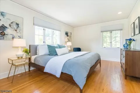 29 Laurel Pl, Montclair, NJ 07043 photo 20