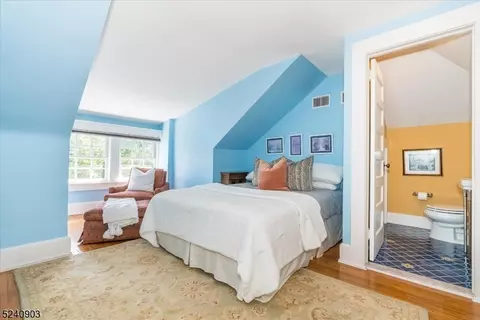 29 Laurel Pl, Montclair, NJ 07043 photo 28