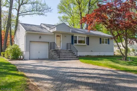 30 Riverside Dr, Pequannock Twp, NJ 07440