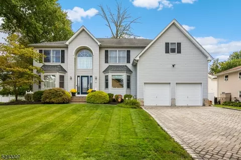 70 Eldora Rd, Parsippany-troy Hills Twp, NJ 07054