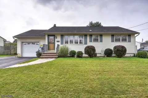 561 Harrison Ave, Manville, NJ 08835
