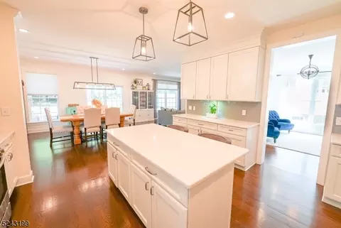 56 Center St Ext, Bernardsville, NJ 07924