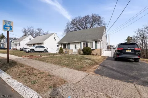 40 Terhune Ave, Passaic, NJ 07055 photo 1