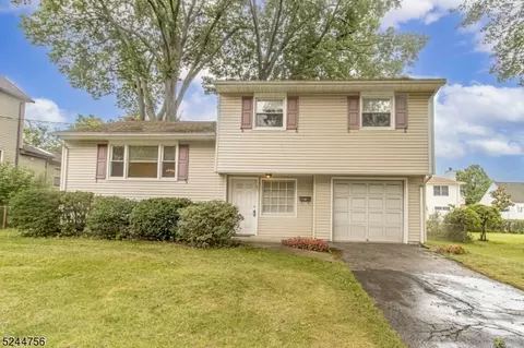 47 Liberty St, Clark, NJ 07066