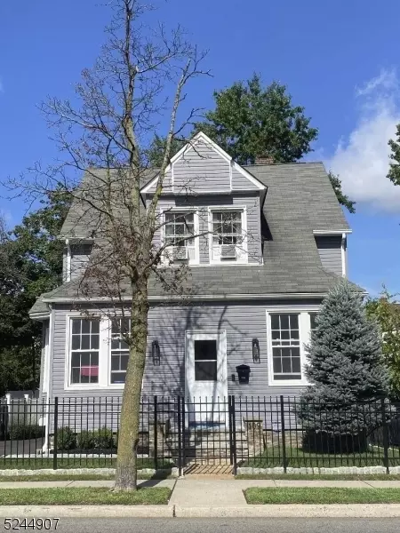 109 N Clinton St, East Orange, NJ 07017