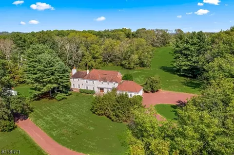 260 Holland Rd, Far Hills, NJ 07931