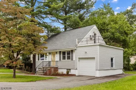 43 Oakland Ave, Rockaway, NJ 07866