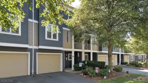 126 Bonney Ct, Bridgewater, NJ 08807