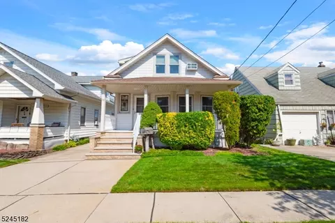 39 Park Ave, Garfield, NJ 07026