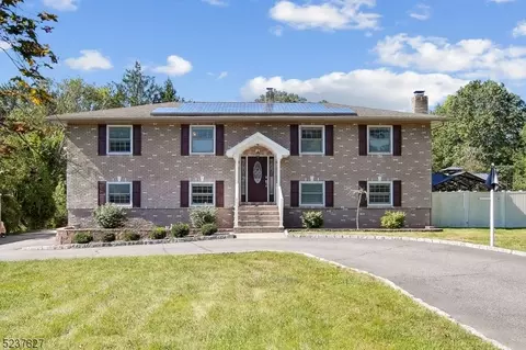 340 Edwards Rd, Parsippany-troy Hills Twp, NJ 07054