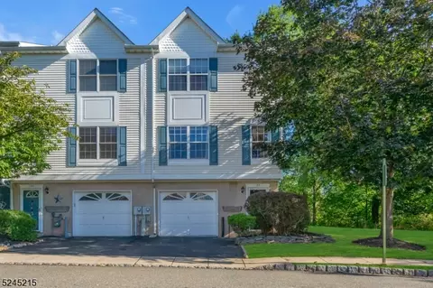 105 George Wilson Blvd, Flemington, NJ 08822