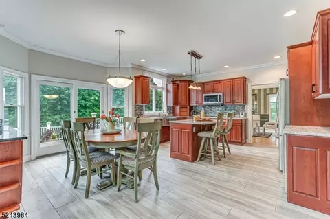 7 Codington Ln, Warren, NJ 07059 photo 7