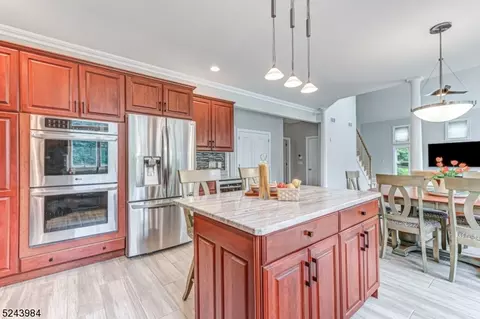 7 Codington Ln, Warren, NJ 07059 photo 8