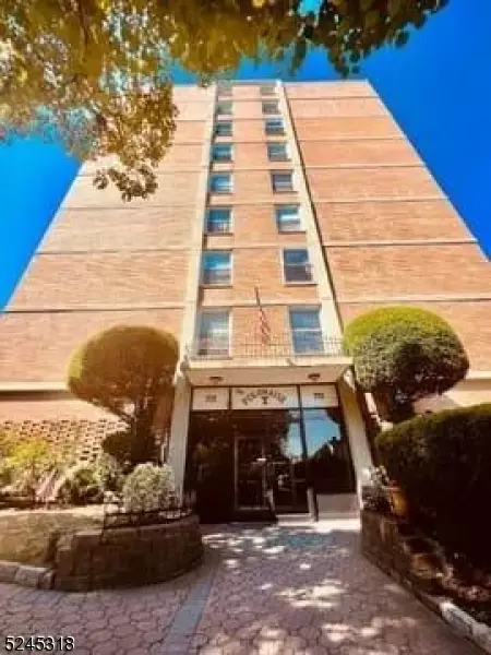 704-712 N Broad St #3 F, Elizabeth, NJ 07208
