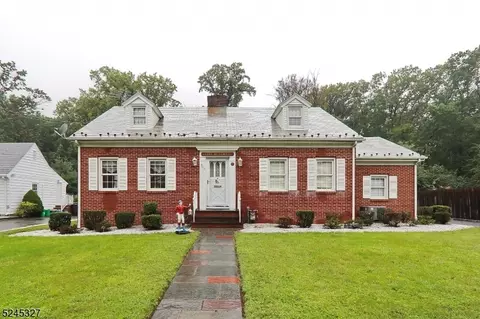 900 Haviland Dr, Hillside, NJ 07205