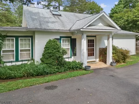 51 Sunset Ave, Princeton, NJ 08540