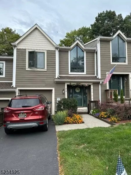 3 Bolds Ln, Woodland Park, NJ 07424