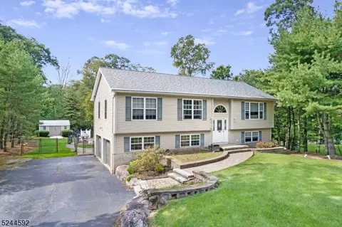 703 Otterhole Rd, West Milford, NJ 07480